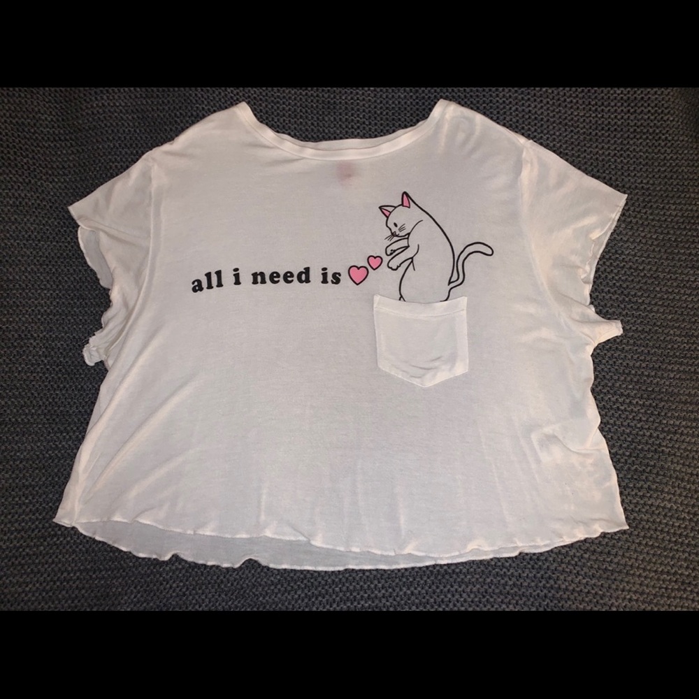 H&M Cat Pocket T-shirt